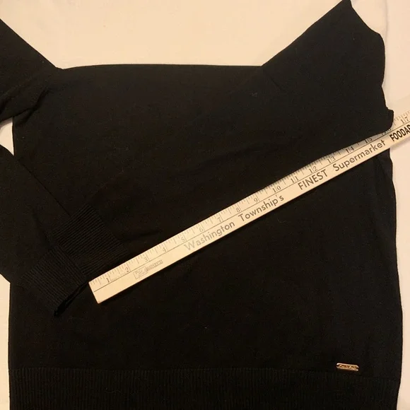 Calvin Klein Turtleneck Sweater Women’s, Black & White Color Block, Size Large - Picture 8 of 10